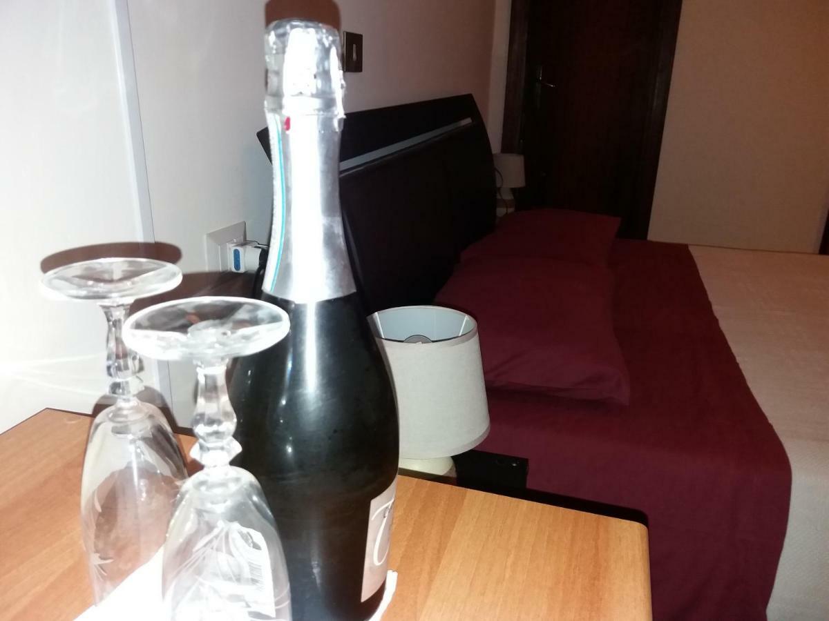 B&B Villa Pegaso Fontane Bianche Εξωτερικό φωτογραφία